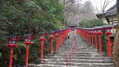 神社の参拝時間はいつがいい？夜のお参りがダメな理由とは？