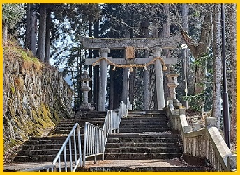 「君の名は」に登場する神社のモデルはどこ？聖地巡礼で開運を得よう！